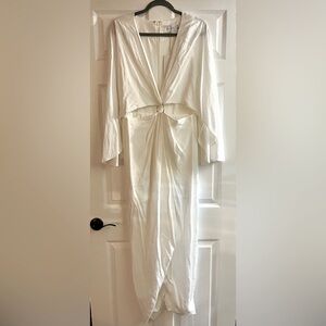 NWT Beautiful ivory cut-out front maxi dress, by Significant Other, size 10